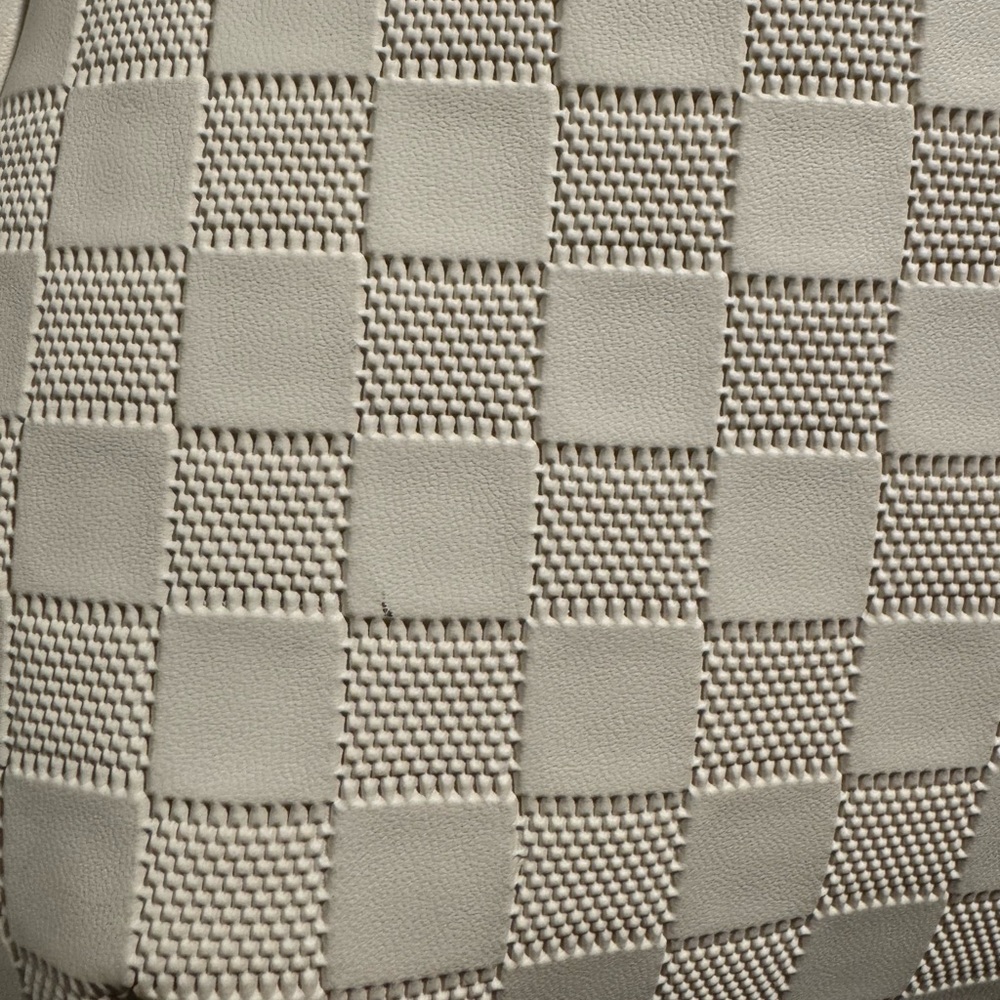 Tahari Cream Shoulder Bag - Picture 13 of 16